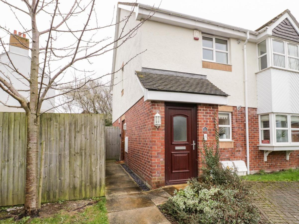Ferienwohnung 10 The Orchard Colwyn Bay Exterior foto